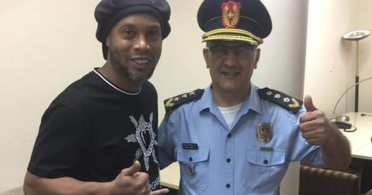 Ronaldinho đã được Paraguay thả tự do