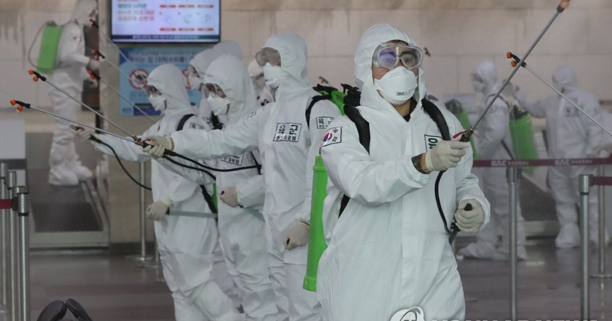 Hơn 6.700 người ở Hàn Quốc nhiễm virus corona