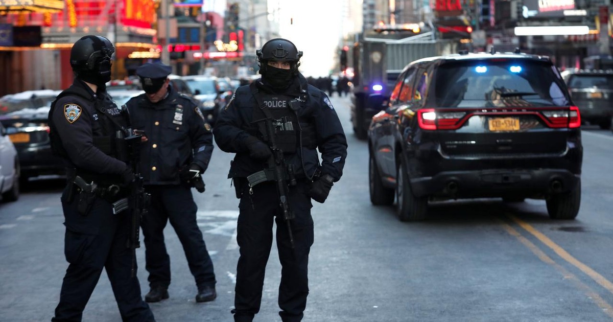 Hơn 50 cảnh sát New York mắc Covid-19