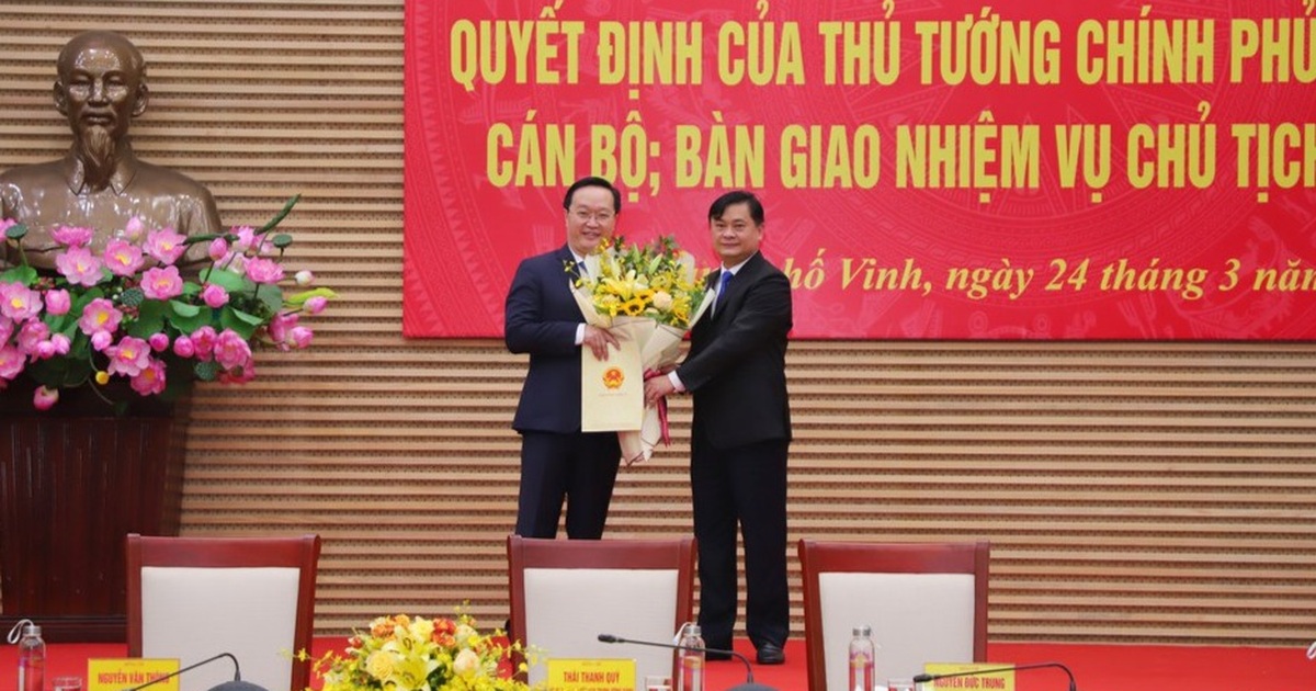 Thủ tướng phê chuẩn nguyên Thứ trưởng Bộ KH-ĐT làm Chủ tịch tỉnh Nghệ An