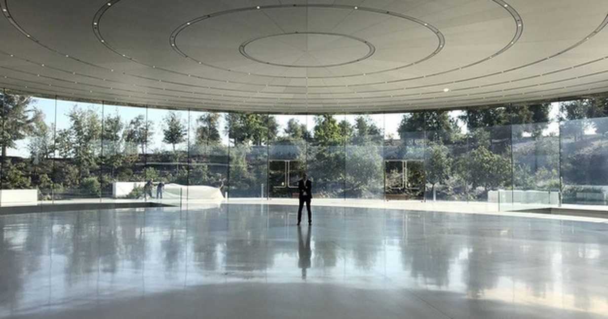 Trụ sở Apple như một công viên bị bỏ hoang do đại dịch Covid-19