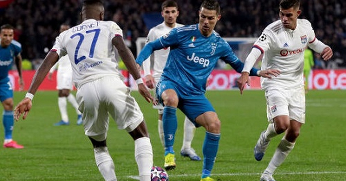 Trận đấu ở Champions League khiến nước Pháp vỡ trận vì Covid-19
