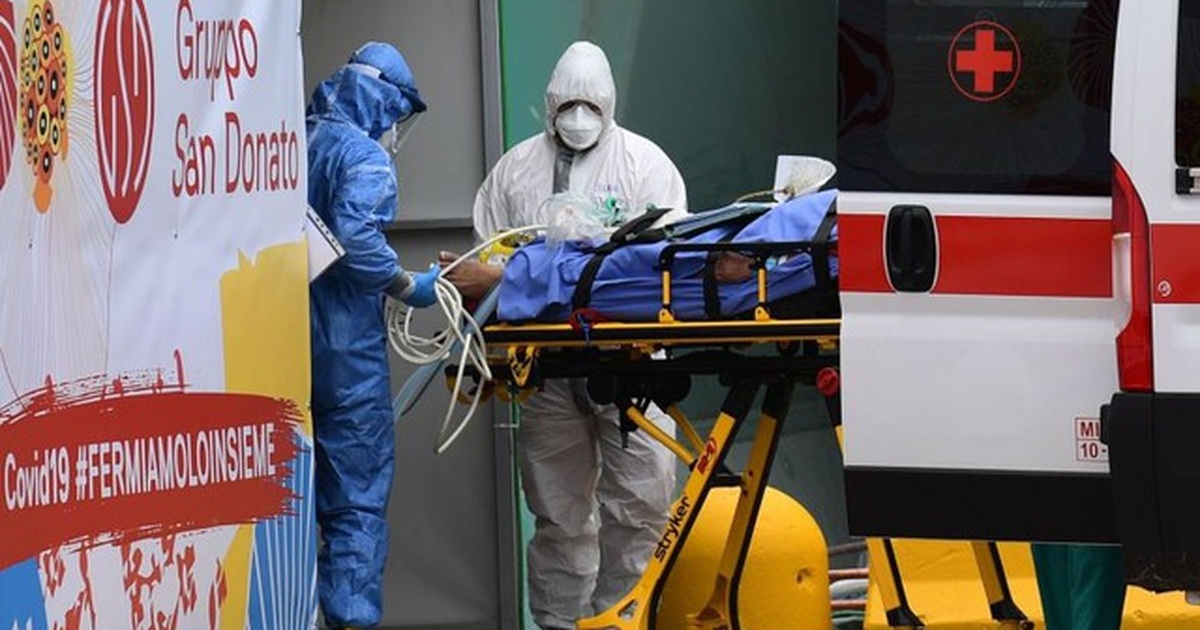 100 bác sĩ Italia tử vong vì Covid-19, 13.522 nhân viên y tế nhiễm virus