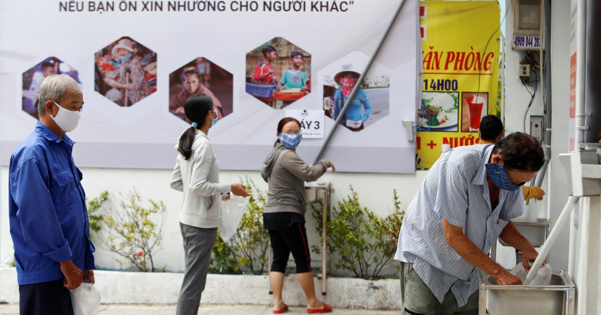 Báo nước ngoài đồng loạt đưa tin “ATM gạo” của Việt Nam