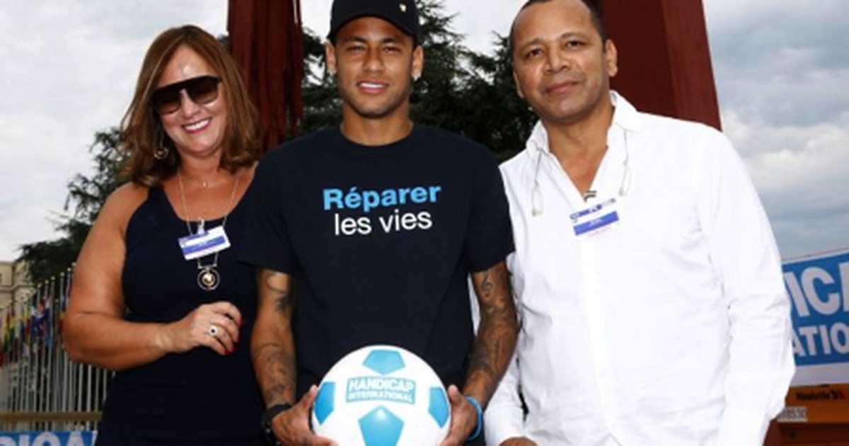 Những bí mật về gia đình Neymar - Nguồn sức mạnh giúp siêu sao PSG toả sáng