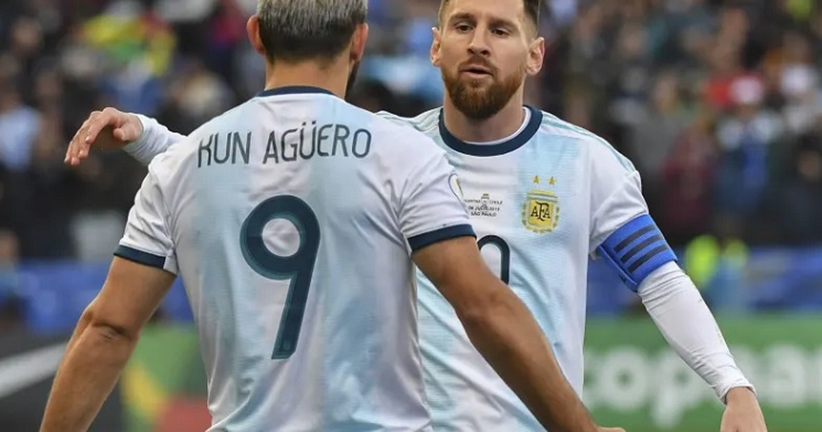 Aguero lên tiếng bảo vệ Messi trước những chỉ trích