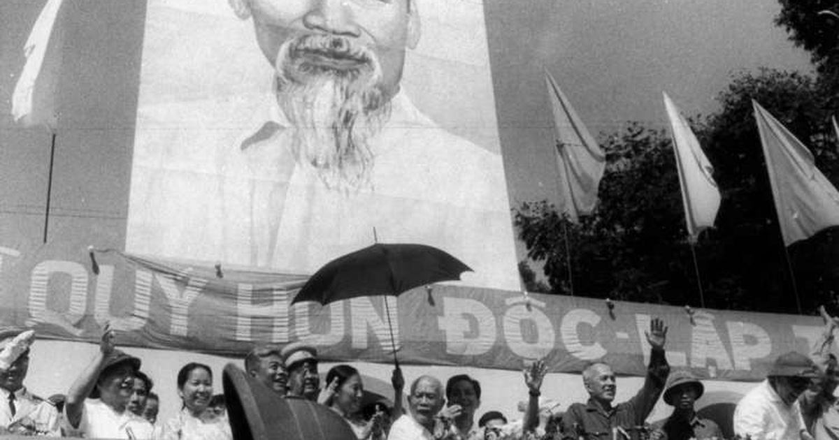 Những khoảnh khắc lịch sử ngày giải phóng Sài Gòn trên báo chí quốc tế