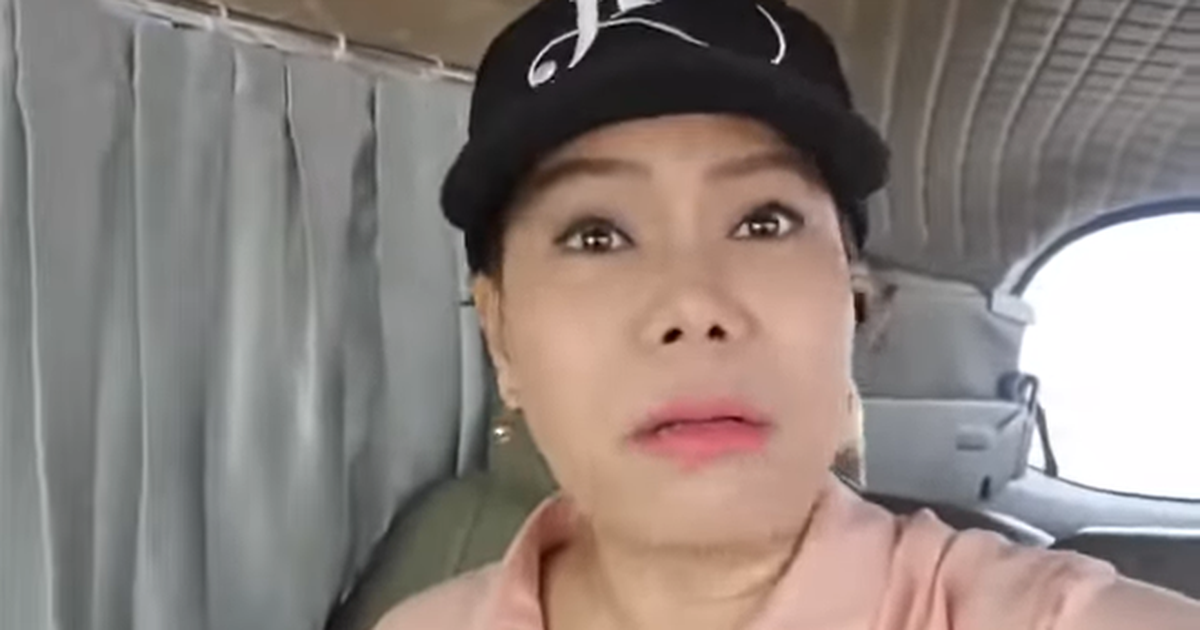 Việt Hương bức xúc khi nhận “trăm tin nhắn chửi”, phản đối cô làm giám khảo