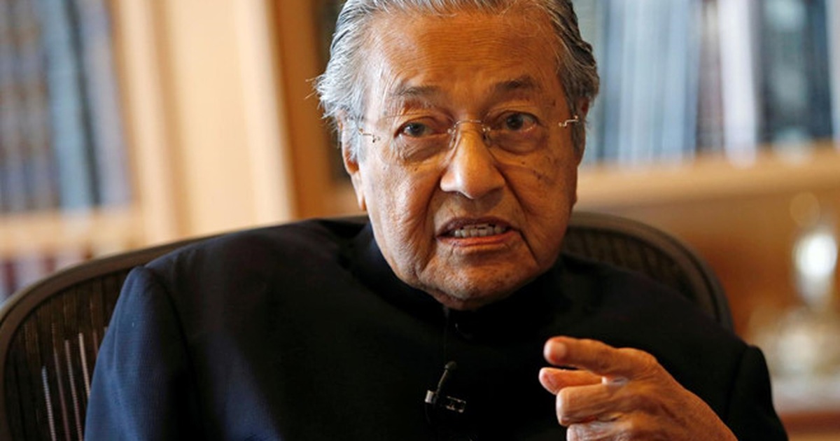Cựu Thủ tướng Malaysia Mahathir bị khai trừ khỏi đảng do ông thành lập