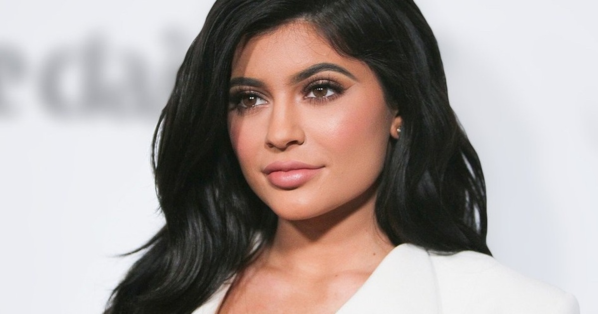 Nhìn lại chặng đường đã qua của “tỷ phú bị phế truất” Kylie Jenner