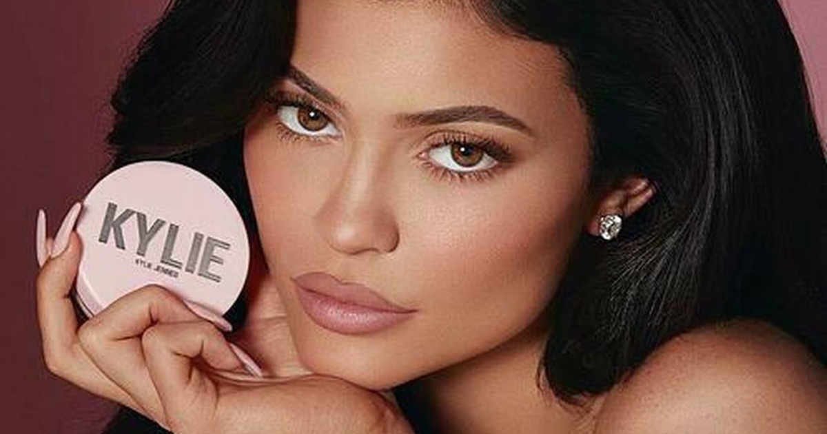 “Tỷ phú hụt” Kylie Jenner: Ngoại lệ hiếm hoi được cộng đồng mạng “đặc cách”