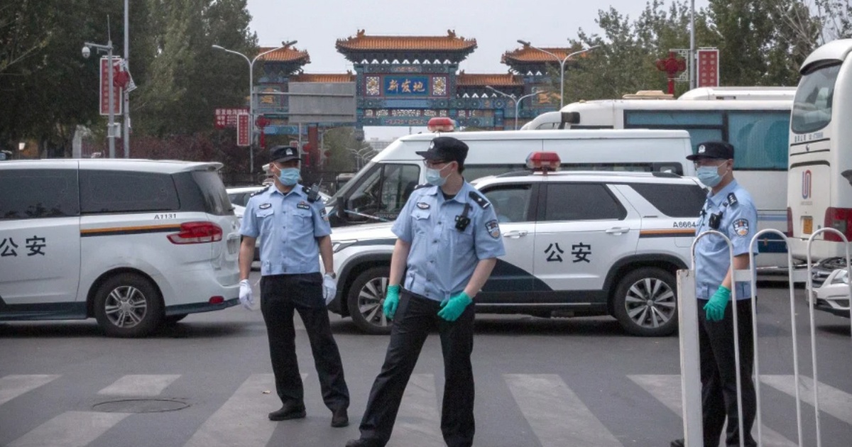 Bắc Kinh phong tỏa 11 khu dân cư vì ổ dịch Covid-19 bùng phát ở chợ đầu mối