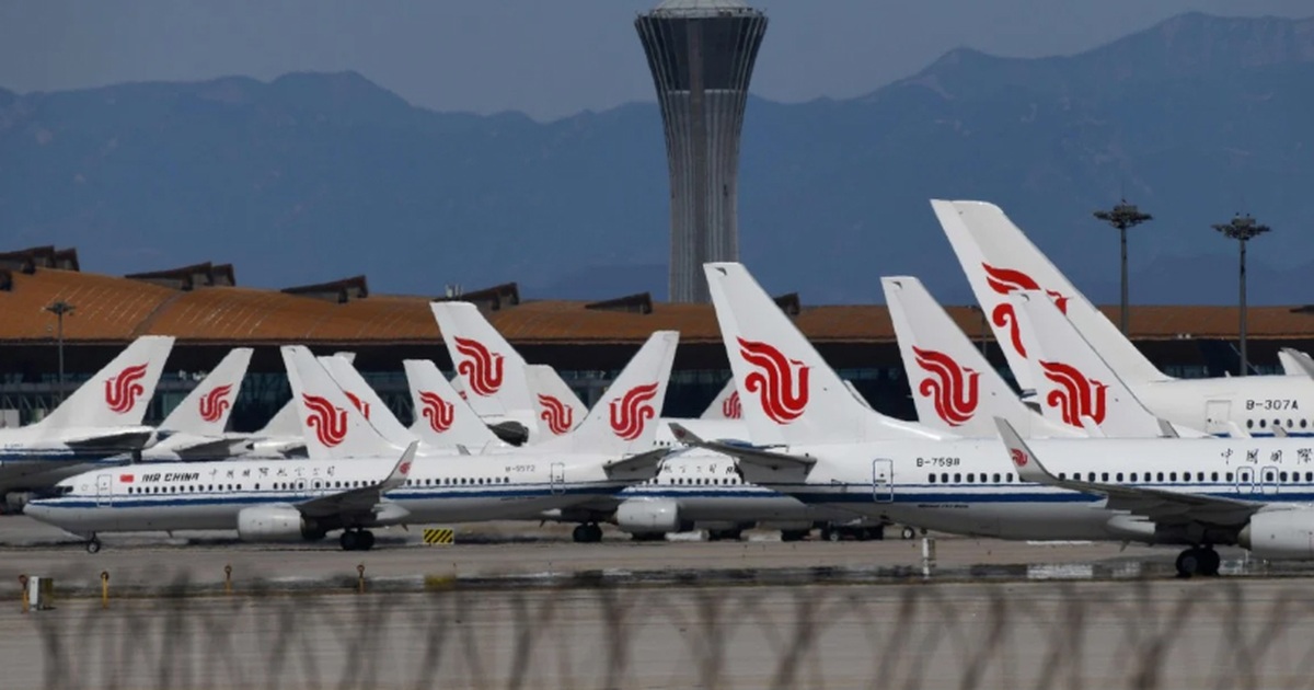 Bắc Kinh hủy hơn 1.200 chuyến bay vì "ổ" Covid-19 mới