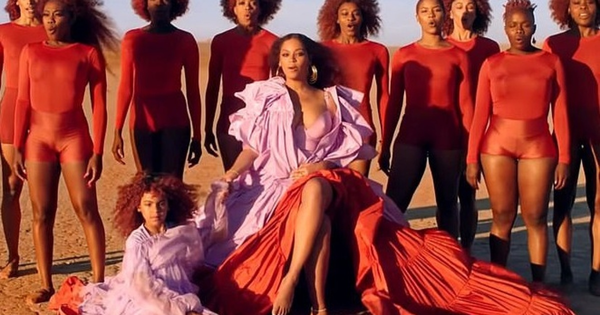Beyonce gây sốt với hình ảnh đẹp “mãn nhãn” trong album visual mới