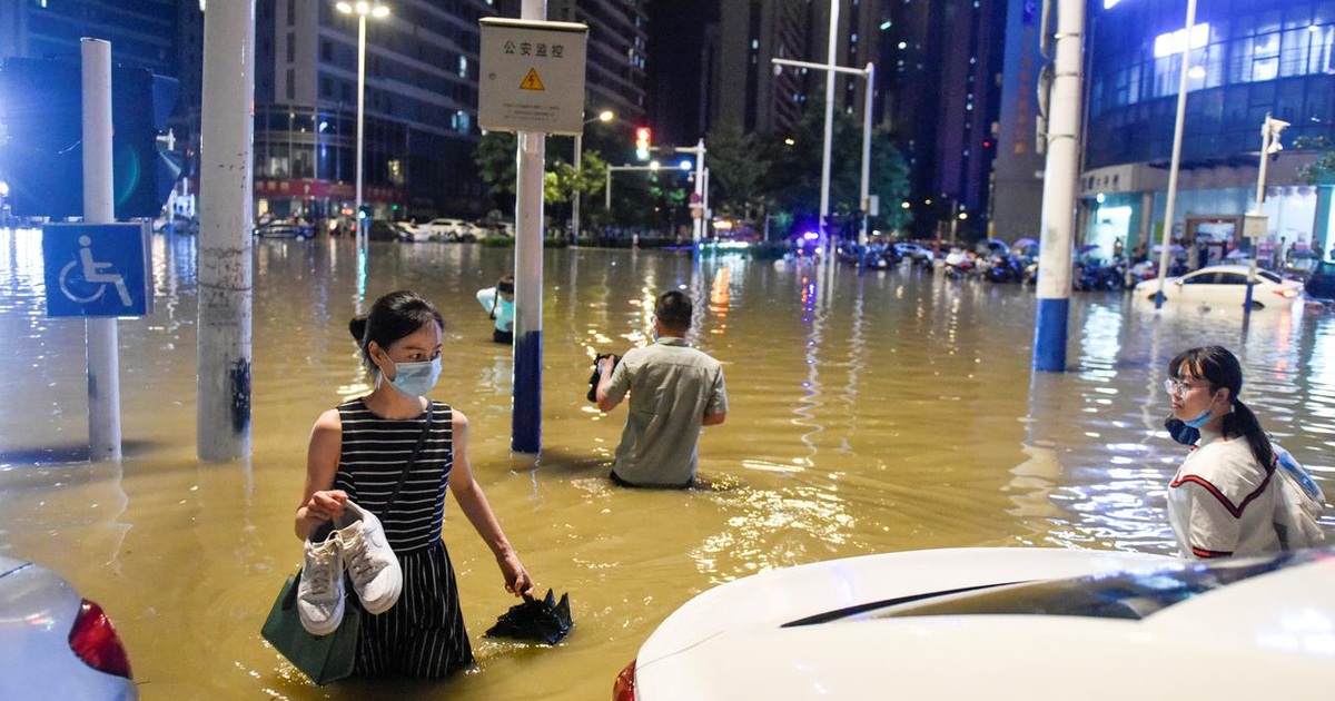 Trung Quốc nâng mức ứng phó khẩn cấp lũ ở lưu vực sông Dương Tử