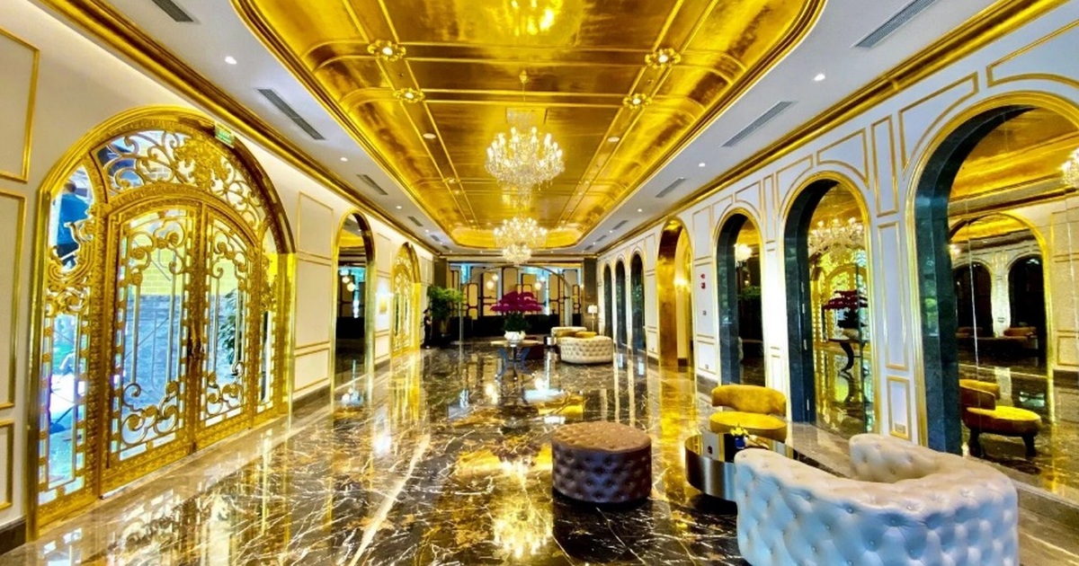 Báo chí quốc tế sửng sốt trước khách sạn dát vàng ở Việt Nam