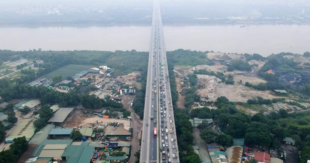 View - Không phải tự nhiên mà cầu Thanh Trì bị gọi là "cầu tử thần"! | Báo Dân trí