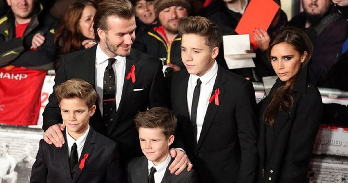 Vợ chồng cầu thủ David Beckham giám sát con sử dụng mạng xã hội ra sao?