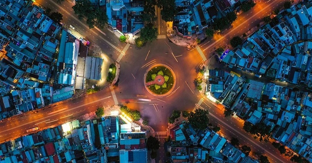 "TPHCM không phong tỏa, không ban bố tình trạng khẩn cấp về dịch bệnh"