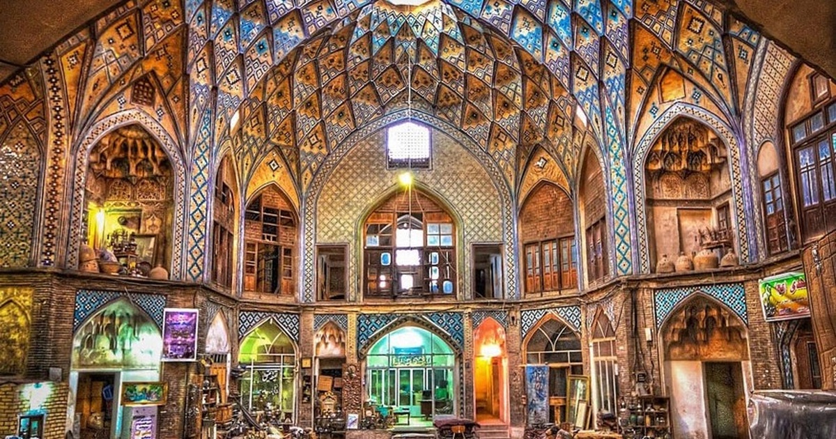 Cảnh đẹp ngỡ ngàng trong chợ cổ ở Iran