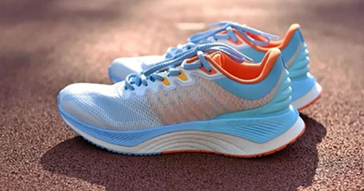 Li-Ning tham gia vào cuộc đua công nghệ giày chạy bộ