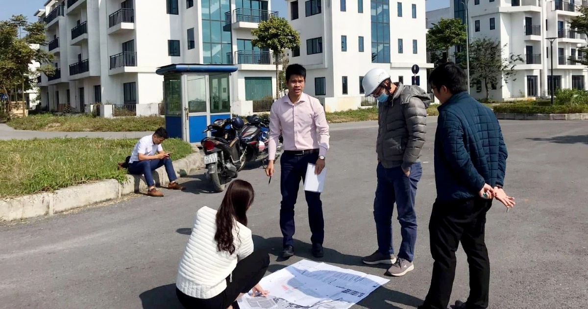 Read more about the article Bắc Giang siết chặt dự án bán “lúa non”, cấm công chứng “khống”