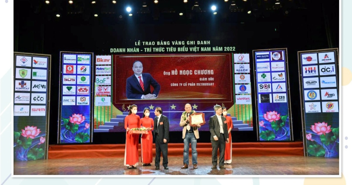Hồ Ngọc Chương, Founder, CEO MetroMart nhận giải “Doanh nhân xuất sắc Đất Việt 2022”