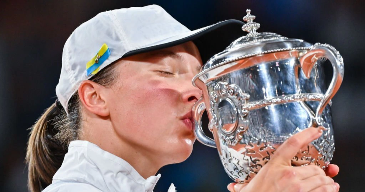 Tay vợt 21 tuổi Swiatek lần thứ hai vô địch Roland Garros