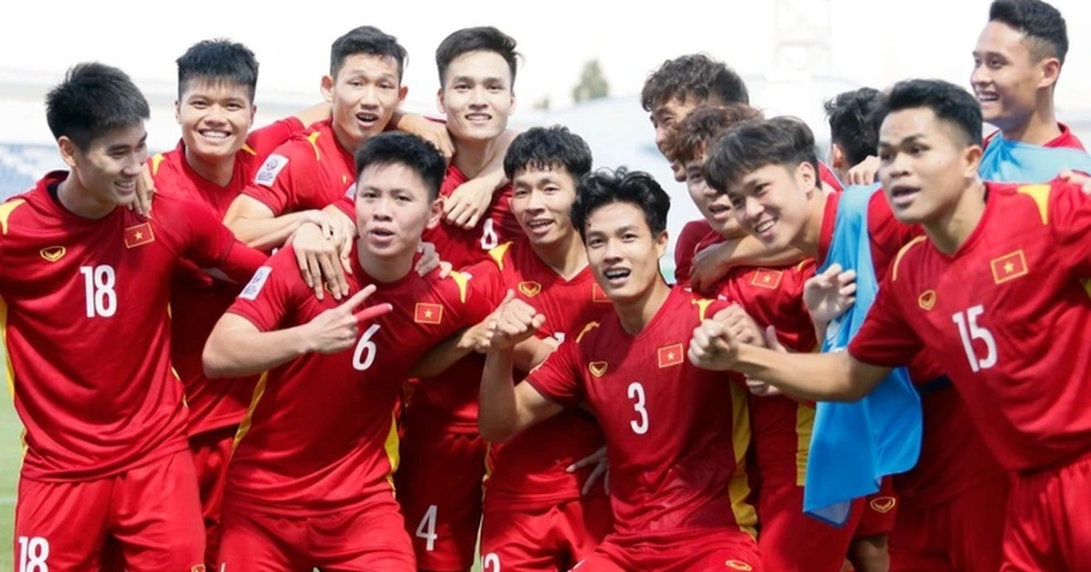 Dân mạng chế ảnh hài hước ăn mừng sau thành tích lịch sử của U23 Việt Nam