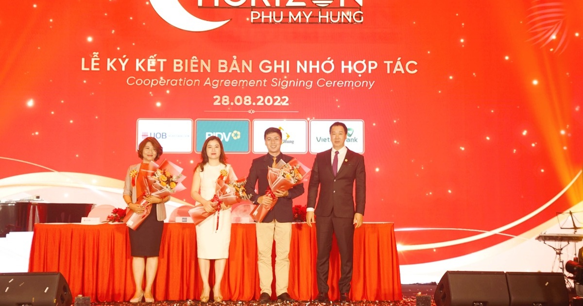 Read more about the article Xuất hiện dự án căn hộ hạng sang ngay Hồ Bán Nguyệt, trung tâm Nam Sài Gòn