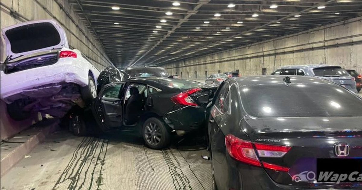 信じられないほどのテスラ電気自動車の間違いにより、8台の車が車に衝突しました