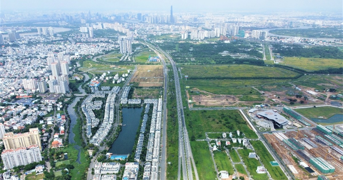 Read more about the article Loạt dự án của đại gia “bám” cao tốc TPHCM – Long Thành – Dầu Giây