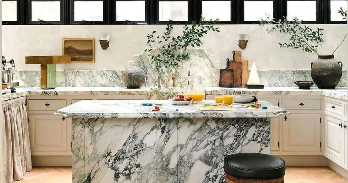 Read more about the article 7 bí kíp với đá cẩm thạch để nâng tầm nội thất nhà bếp