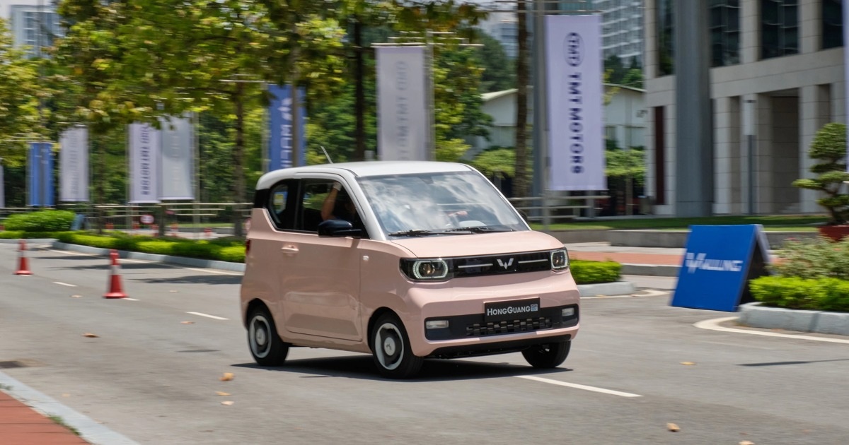 View - Giá bằng 3 chiếc Honda SH, ô tô điện mini có gì để thuyết phục khách Việt? | Báo Dân trí