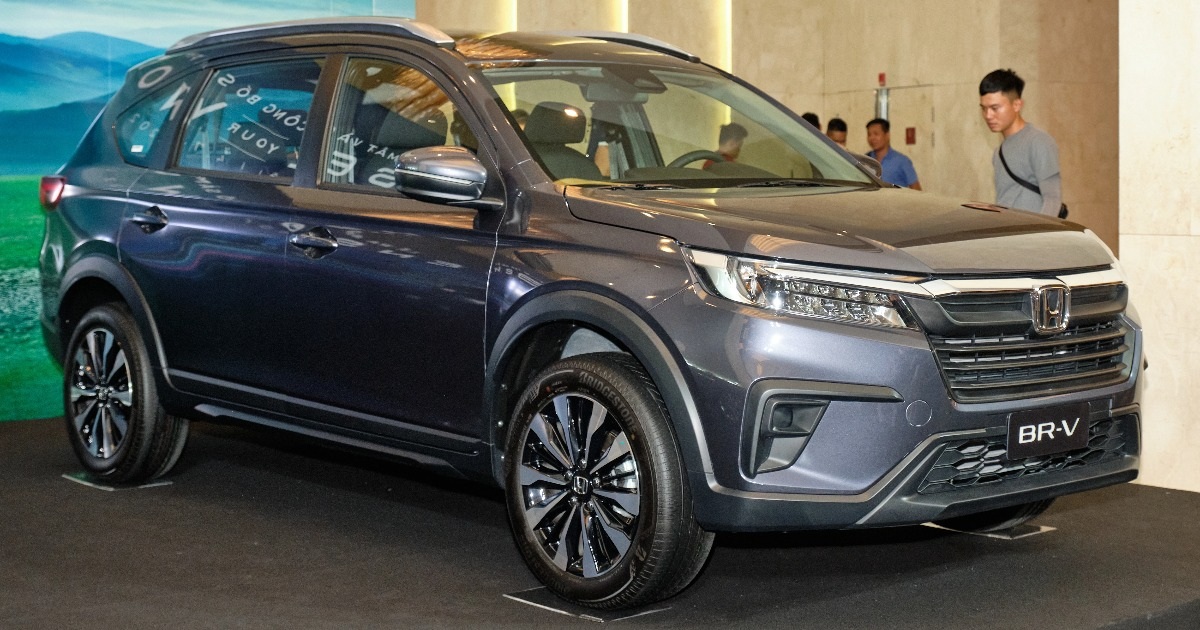 View - Khoảng 650 triệu đồng, chọn Honda BR-V tiêu chuẩn hay Xpander bản đắt nhất? | Báo Dân trí