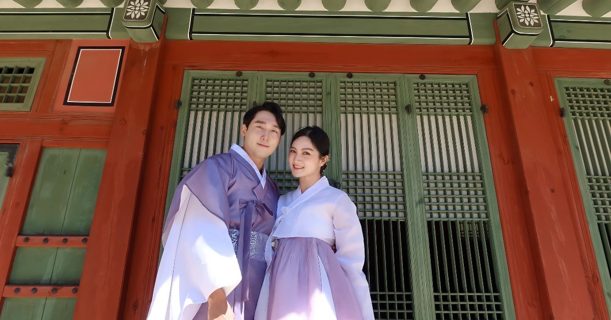 View - 
    Chàng trai Hàn kiên trì "trồng cây si" khiến cô gái Việt xinh đẹp từ ghét thành yêu | Báo Dân trí
