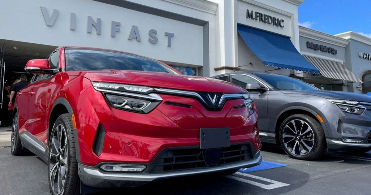 米国の自動車ディーラーは、VinFast との提携について何と言っていますか?