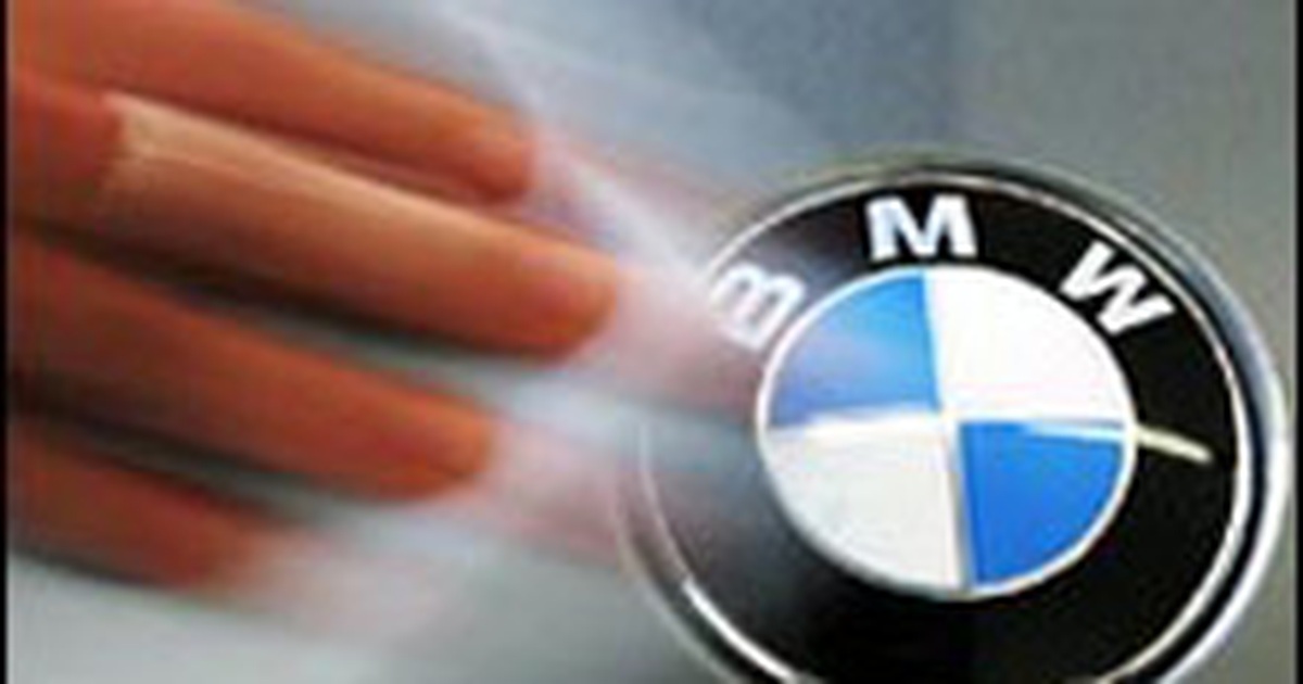 Nguồn gốc logo BMW