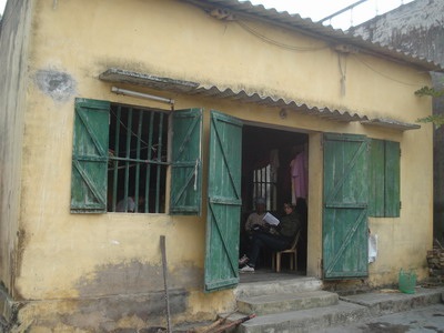 Bao nhiêu năm mẹ khóc, con cười - 3