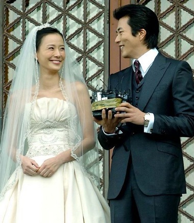 Kwon Sang Woo và Son Tae Young: Rạng rỡ ngày cưới! - 5