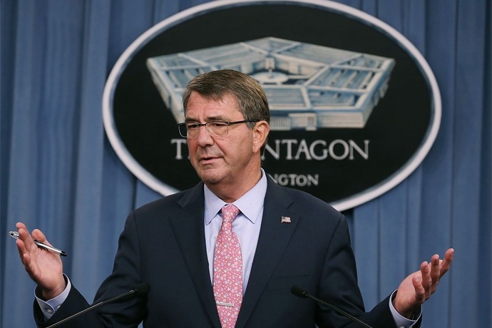 Lầu Năm Góc tuyên bố không hợp tác với Nga tại Syria - 1 Bộ trưởng quốc phòng Mỹ Ash Carter (Ảnh: AP)