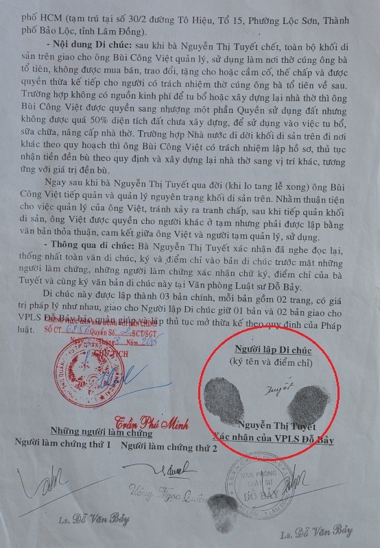 Chữ ký thật của bà Tuyết trong di chúc lập năm 2011.