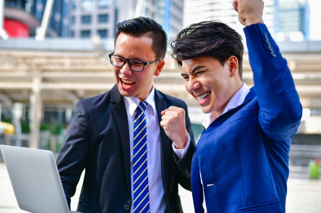 Thế hệ Y: “Đối với chúng tôi, tiền bạc đã không còn là mục tiêu duy nhất nữa!” - 3 Thành công của mỗi người sẽ góp phần tạo nên thành công chung của tập thể, dân tộc (ảnh: freepik)