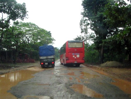 Bi đát con đường từng được bầu chọn đẹp nhất cả nước - 3