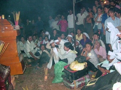 Đêm trắng đẫm nước mắt  - 11