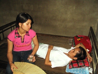 Nỗi lòng người chồng trước căn bệnh nan y của vợ - 1 Nỗi lòng người chồng trước căn bệnh nan y của vợ - 1