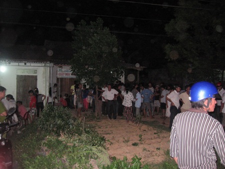 Mâu thuẫn nhỏ, em vợ dùng kéo đâm chết anh rể - 1