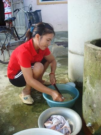 Dân sống cạnh công trình nước sạch 7,6 tỉ đồng vẫn... khát - 3