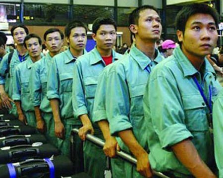 Tìm giải pháp ngăn tình trạng lao động Việt Nam bỏ trốn tại Hàn Quốc - 2 Tìm giải pháp ngăn tình trạng lao động Việt Nam bỏ trốn tại Hàn Quốc - 2