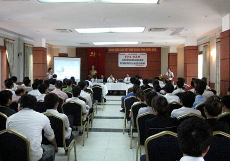 Tìm giải pháp ngăn tình trạng lao động Việt Nam bỏ trốn tại Hàn Quốc - 1 Tìm giải pháp ngăn tình trạng lao động Việt Nam bỏ trốn tại Hàn Quốc - 1